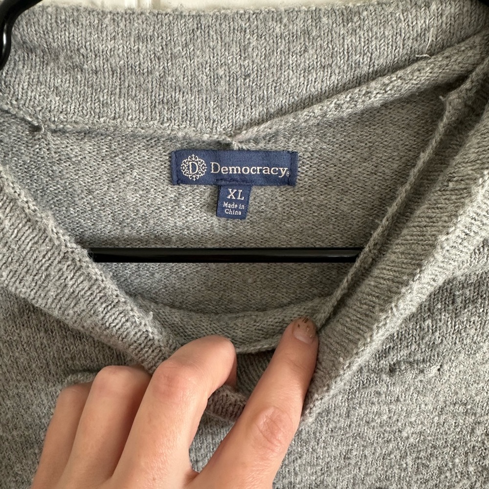 Democracy Sweater - Picture 4 of 5
